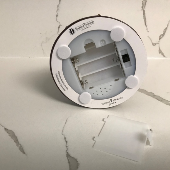 Bradford Exchange Thomas Kinkade Flameless Snowflake Projector Lights ‘Joy’ - Picture 7 of 9